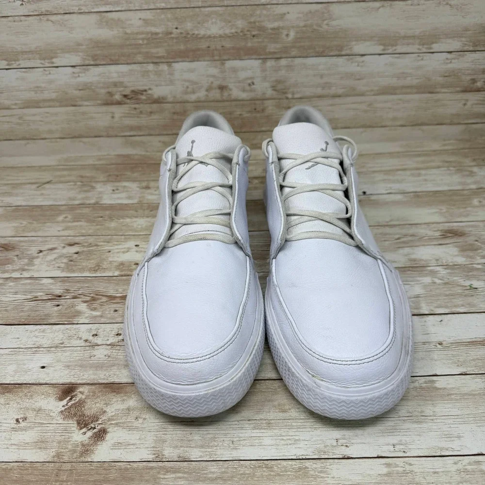 Nike low profile